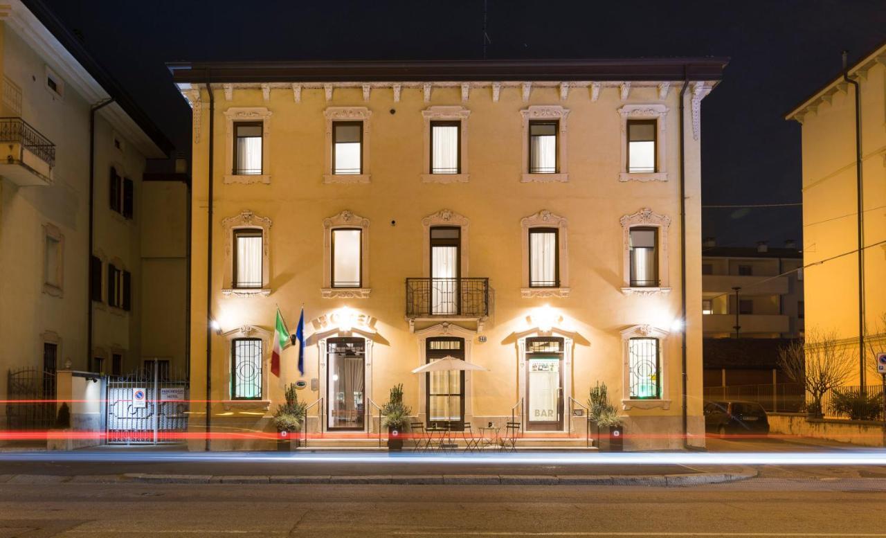 Hotel Fontana Верона Экстерьер фото